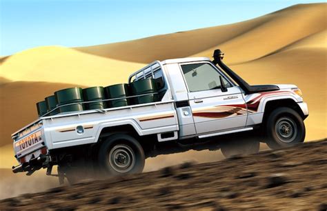 Saudi Arabia March 2012: Toyota Hilux close to 12% market share – Best ...