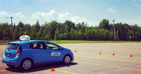 The top 10 driving schools in Toronto