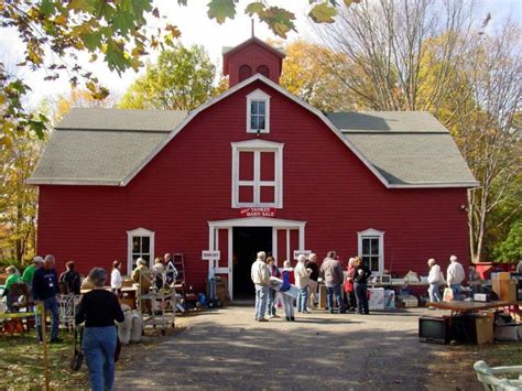 Barn Sale: How To Have A Profitable Group Barn Sale