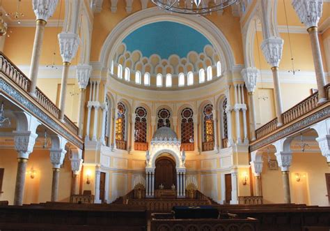 A glimpse inside some of the most beautiful synagogues around the globe - Diaspora - Jerusalem Post