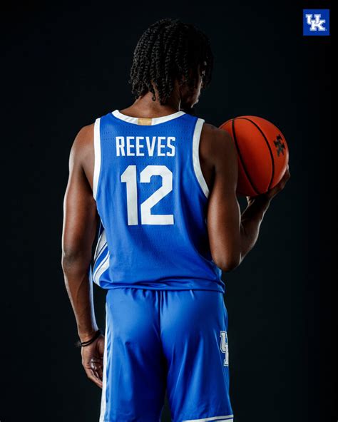 LOOK: Kentucky Basketball unveils new away uniforms - On3