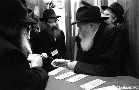 Rabbi Meir Roness, 74, Quietly Introduced Chassidic Teachings to ...