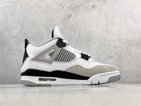 Jordan4 retro “military black” – DKsneakers