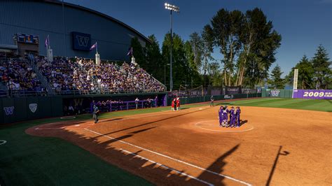 Husky Softball Announces Schedule Change; Home Opener Set For Thursday