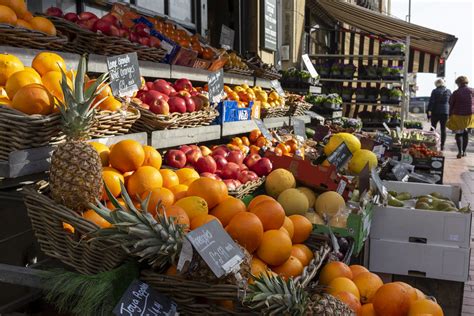 Green grocer's display | Andy Mason | Flickr