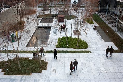 MoMA’s Proposal for Sculpture Garden Pleases and Riles - The New York Times