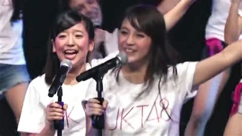 #JKT48 #Jkt48HeavyRotation Heavy Rotation JKT48 - YouTube