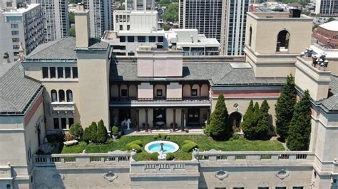 The 'Best Penthouse in Chicago' Is a Rooftop Residence Unlike Any Other