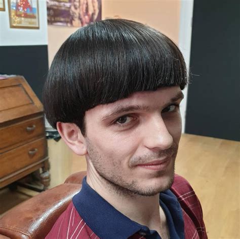 Beatles haircut please! : r/FuckMyShitUp