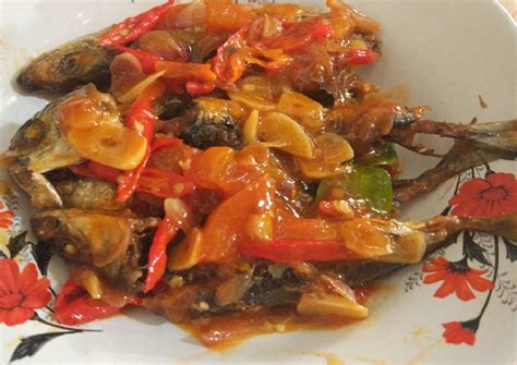 Resep Ikan asam manis oleh eka septika - Cookpad