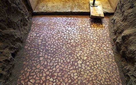 Mosaic floor discovered in Amphipolis Greek tomb