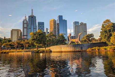 21 BEST Things to do in Melbourne in Summer - Destinationless Travel