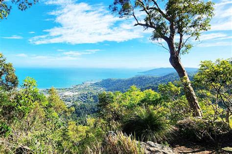 Airlie Beach Activities - Whitehaven Beach Queensland Australia