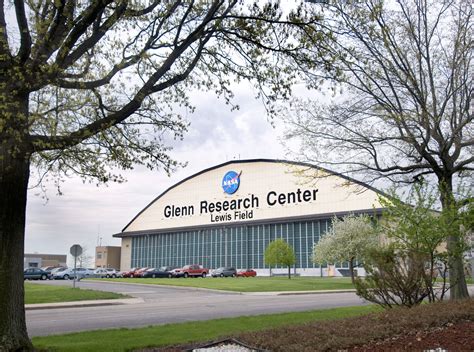 NASA Glenn Research Center free public tours - collectSPACE: Messages