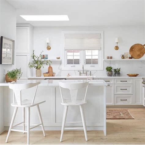 50 Beautiful Spaces That Prove White Kitchens Will Never Go Out of ...