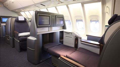 The best Business Class seats on United's Boeing 747 - Executive Traveller
