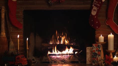 🔥 [47+] Christmas Fireplace Wallpapers | WallpaperSafari