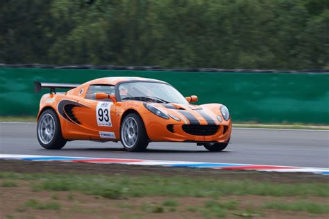 Lotus Elise, Evora and Exige Buyers Guide