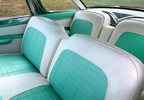 1956 Ford Fairlane Crown Victoria Skyliner - Glass Roof