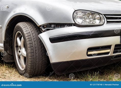 A Car with a Broken Front Bumper, Damage Stock Photo - Image of breaking, engine: 121778748