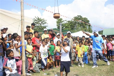 lgu: Barangay Day manifests unity; showcases products and talents