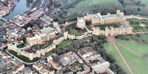 Windsor, mucho más que un castillo | Windsor castle, Aerial photo, Castle