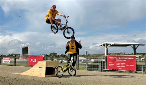 How to – build a BMX kicker ramp in a hardware carpark - Freestyle ...