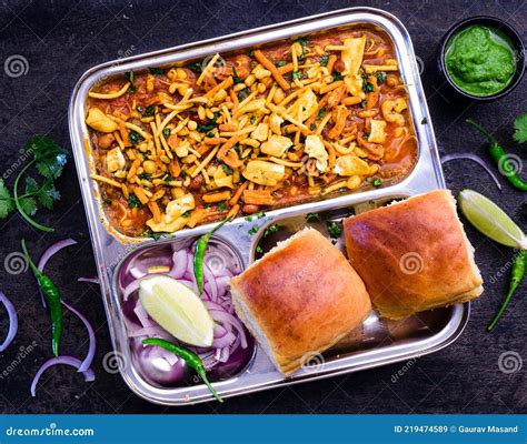 Misal Pav Stock Photography | CartoonDealer.com #96612578