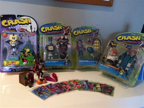 My Crash Bandicoot Resaurus Figures Collection by Giuseppe94 on DeviantArt