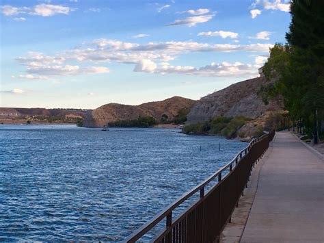 Laughlin Buzz: Riverwalk and Laughlin River Lodge Pictures