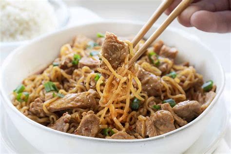 Easy Spicy Pork Noodles - I Am Homesteader