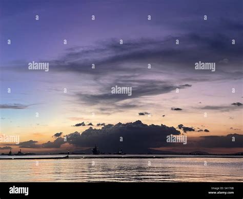 Sunset in Manila Bay, Philippine Stock Photo - Alamy