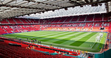 Man United to borrow £200m to expand Old Trafford by 15,000 seats ...