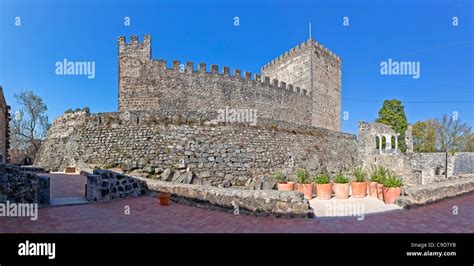 Keep of the Leiria Castle. Leiria, Portugal Stock Photo - Alamy