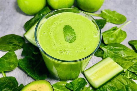 Diabetic-Friendly Green Smoothie