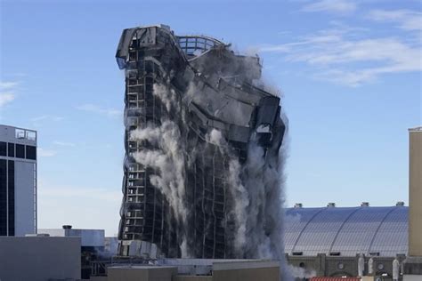 Trump Plaza Implosion Symbolic Ending to Donald Trump Casino Career