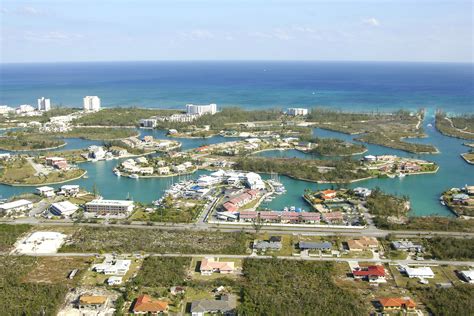 Ocean Reef Yacht Club & Resort in Freeport Lucaya, Bahamas - Marina ...