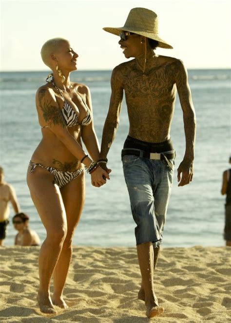 Amber Rose Files For Divorce From Wiz Khalifa And Wants Full Custody Of ...