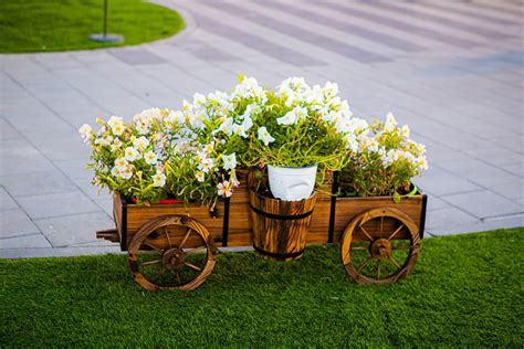 Flower Cart Vendor - City of Minneapolis