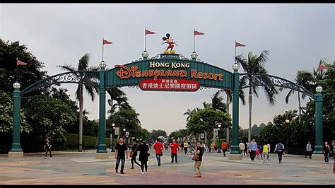 Hong Kong Disneyland in China | Visit Hong Kong Disneyland Tour ...