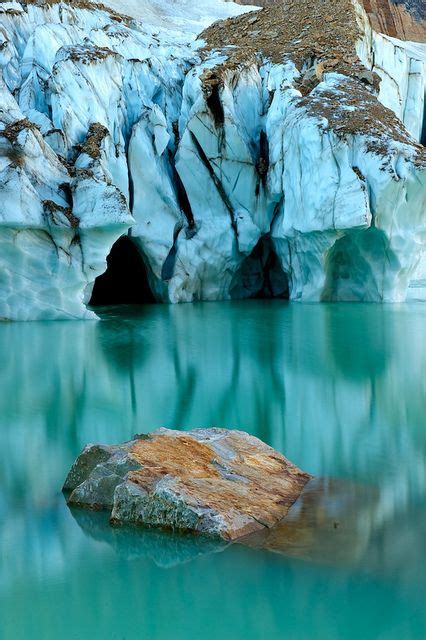 Angel Glacier Reflection | Paesaggi, Luoghi meravigliosi, Natura