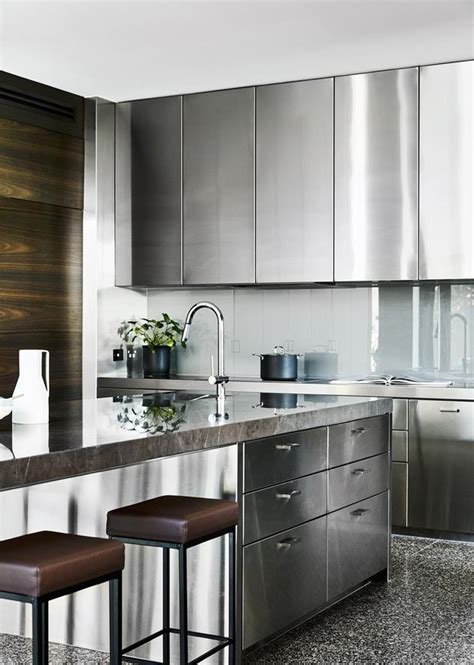 Caution: These 8 Stainless Steel Kitchen Cabinet Ideas Are Blindingly Beautiful | Hunker