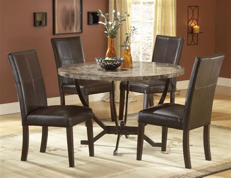 Small Dinette Set Design HomesFeed - Dining rooms decor