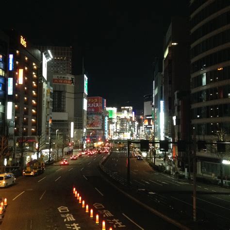 Tokyo's Nishi Shinjuku at night: Kabukicho, Love sculpture and Hello Kitty | CandyflossOverkill