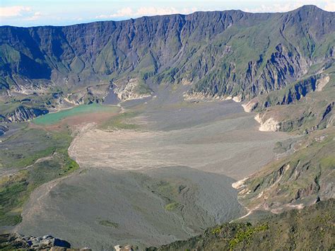 Mount Tambora - Greatest Crater in Indonesia - Tourism in the World