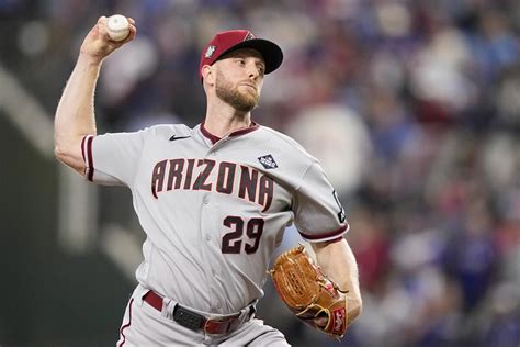 Merrill Kelly dominates in Diamondbacks' World Series Game 2 win - Los ...