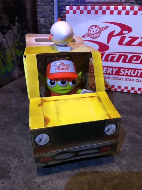 Toy Story Pizza Planet Alien Delivers Pizza with Mattel SDCC