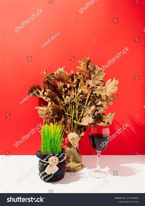 Yule Log Badnjak Tree Burning Candle Stock Photo 2101348681 | Shutterstock