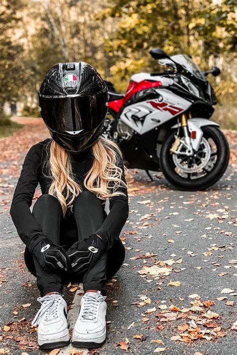 Rider Girl | Motorcycle girl, Girl riding motorcycle, Biker photoshoot