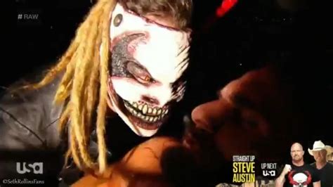 The Fiend gos after Seth Rollins | Seth rollins, Halloween face makeup ...